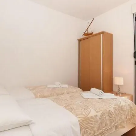 Lejlighed Nikolina St - Comfort Two Bedroom A1
